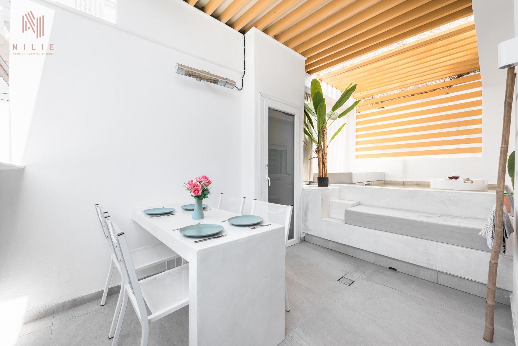 Skyhigh, Nilie Hospitality Mgmt Appartement *